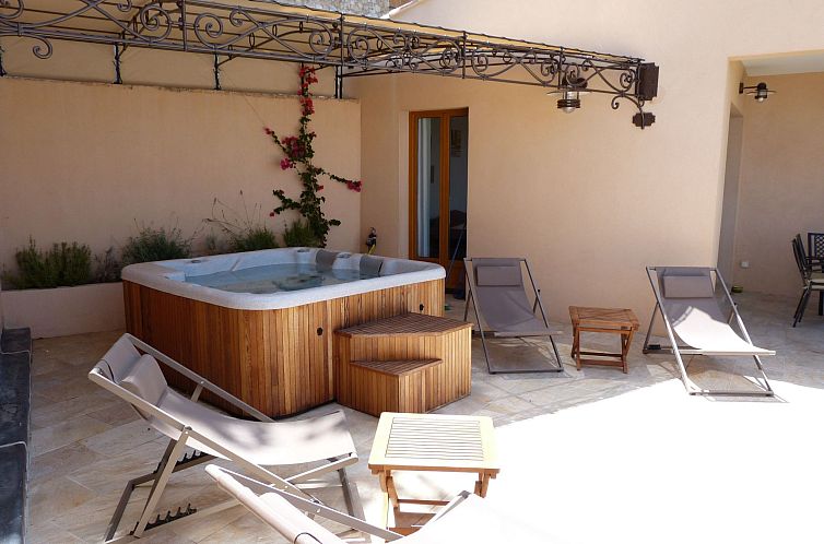 Vakantiehuis 'Vista di Sognu Casa Olivea'