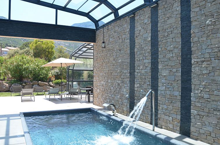 Vakantiehuis Villa mit 6 Schlafzimmern, privatem Pool Garten