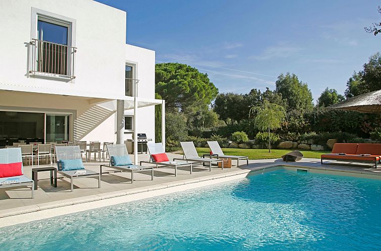 Vakantiehuis Villa mit 6 Schlafzimmern, privatem Pool Garten