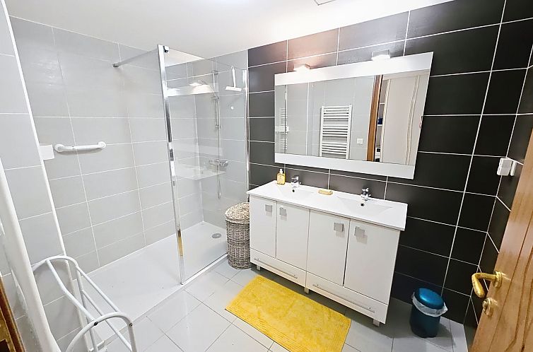 Appartement Ruhige Wohnung Panoramablick auf Meer und Berge