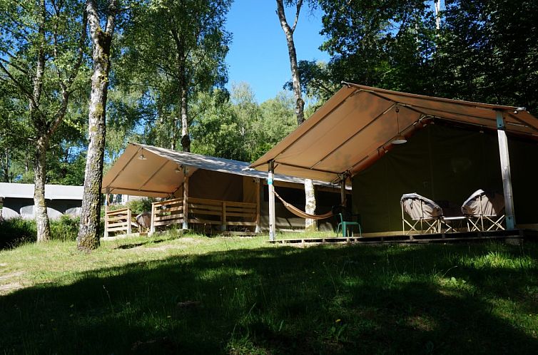 Enjoy the serene surroundings at Freeflower Standard in Treignac, Limousin, a glamping lodge in the middle of nature.