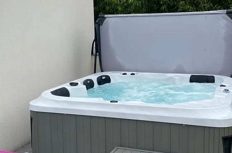 Villa Lys met jacuzzi Amboise 4*