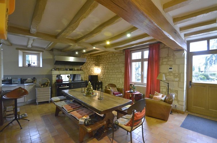 Vrijstaande woning in Chinon