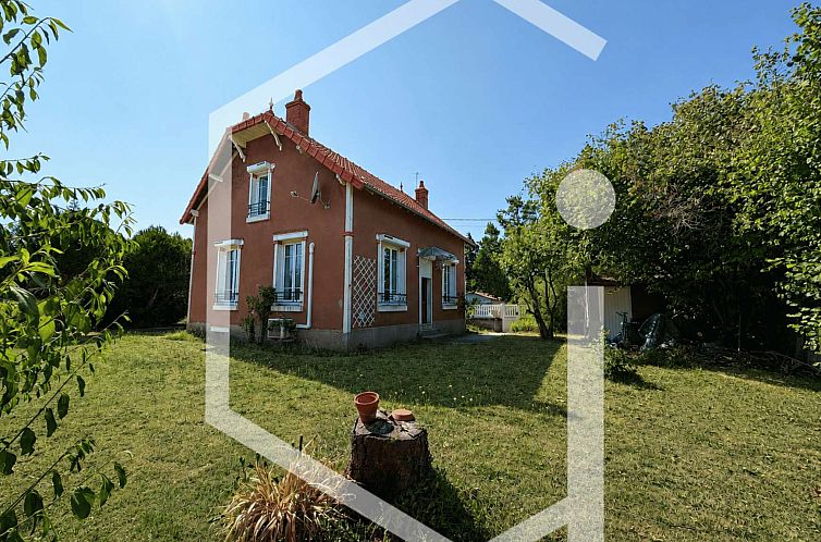 Guest house 04518408 - Holiday property Center - Vrijstaande woning in Herry