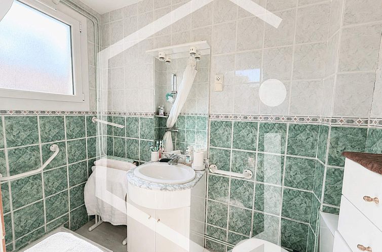 Vrijstaande woning in Herry