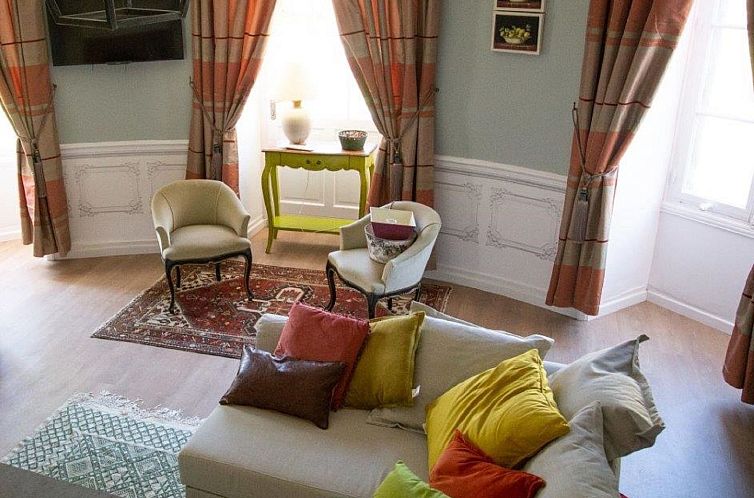 Appartement Cottage de la tour duplex 100m2 mit Pool Azay le