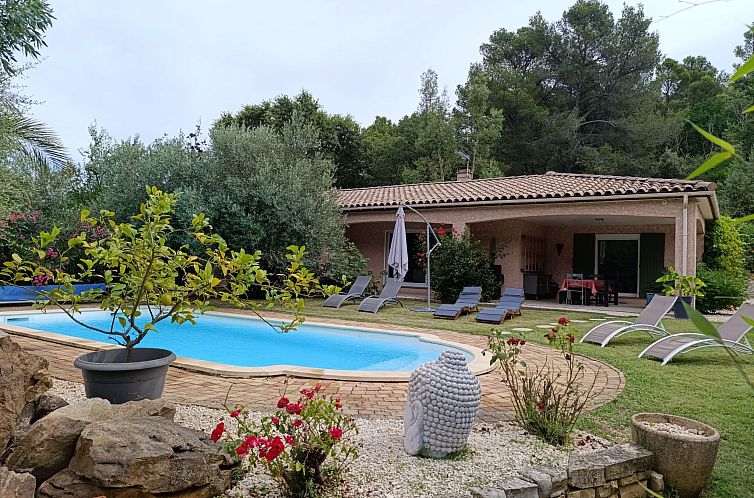 Vakantiehuis Ferienvilla "nonalela" mit privatem Pool