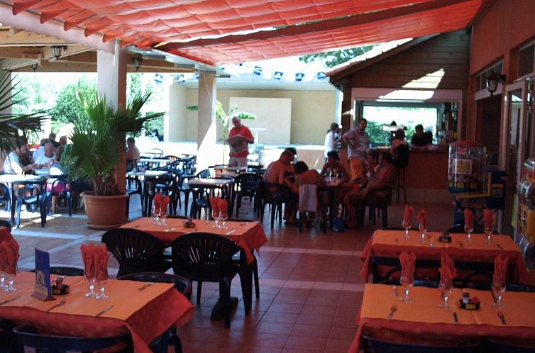 Appartement Mobilheim mit Terrasse