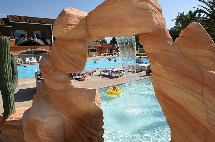 Appartement Mobilheim mit Terrasse