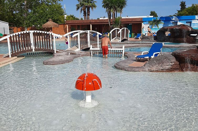 Appartement Mobilheim mit Terrasse