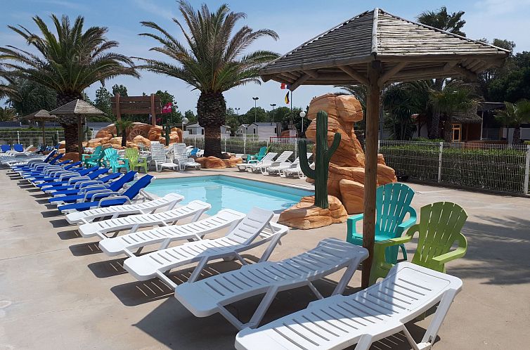 Appartement Mobilheim mit Terrasse