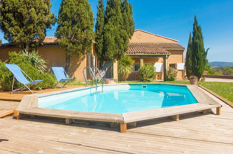 Vakantiehuis Villa mit Garten, Grill und Terrasse