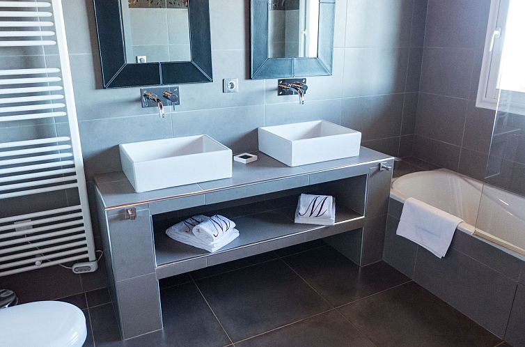 Vakantiehuis 2 hochwertige Mas mit privatem Pool und Blick a