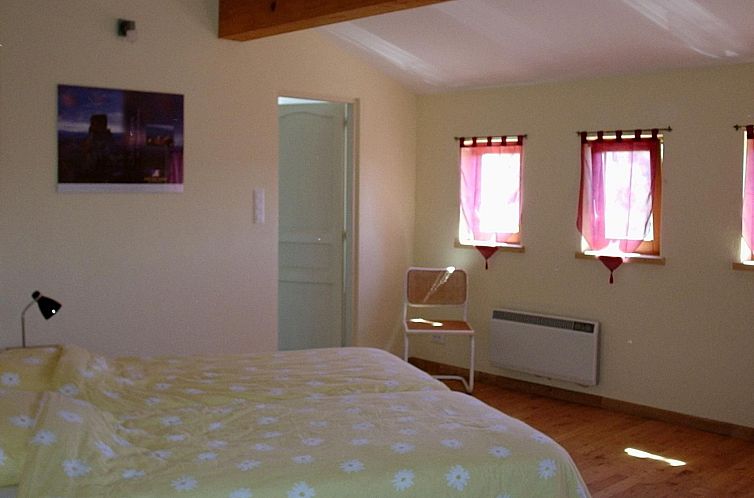 Vakantiehuis Sehr großes Ferienhaus inmitten der Natur