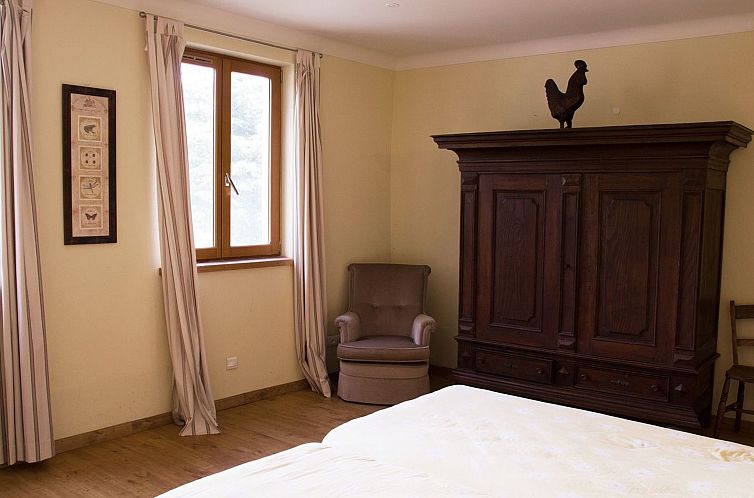 Vakantiehuis Sehr großes Ferienhaus inmitten der Natur