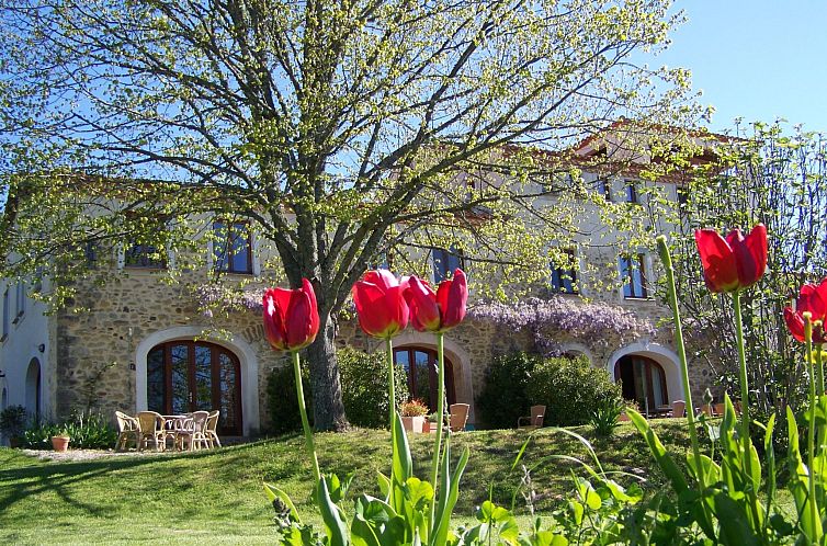 Vakantiehuis Hochwertiges Haus mit Terrassenblick auf die Be
