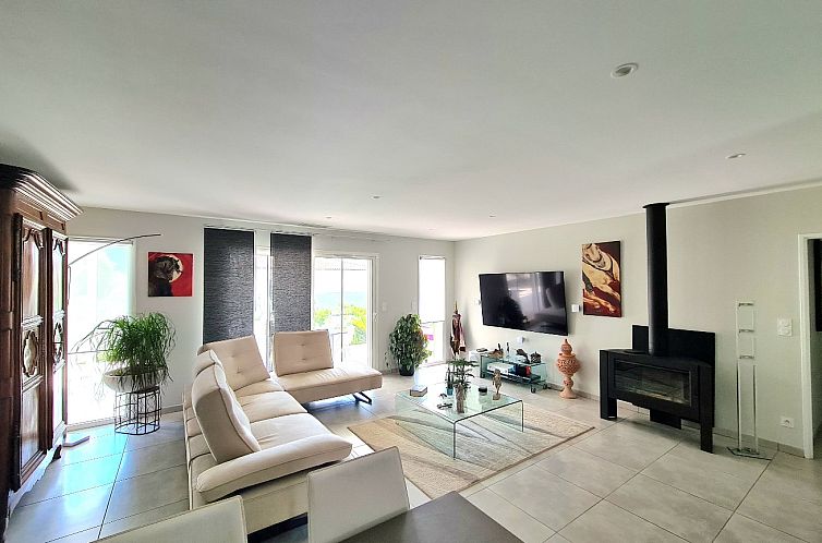 Geschakelde woning in Bize Minervois