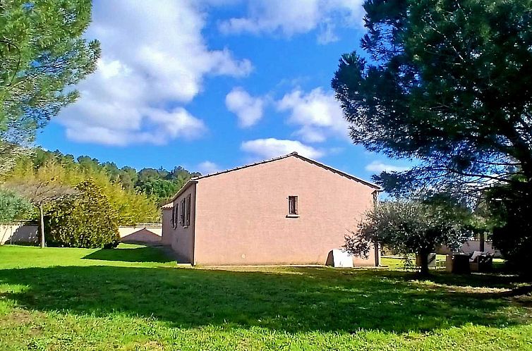 Geschakelde woning in Bize Minervois