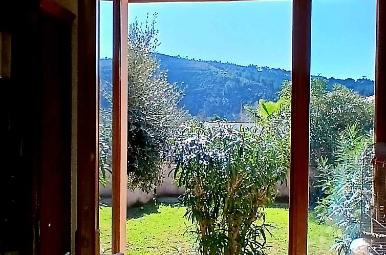 Geschakelde woning in Bize Minervois