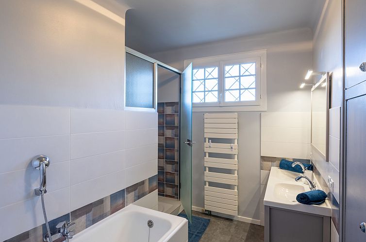 Vakantiehuis Le Clos Saint Emilie (Tennis & piscine)