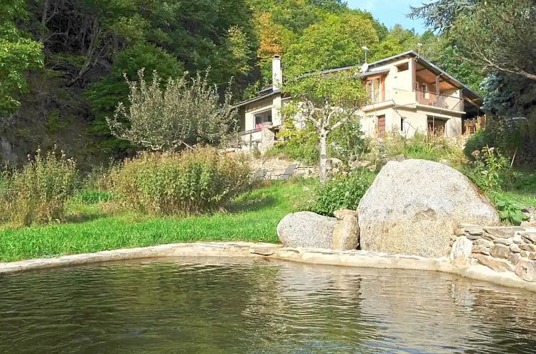 The River Mountain House