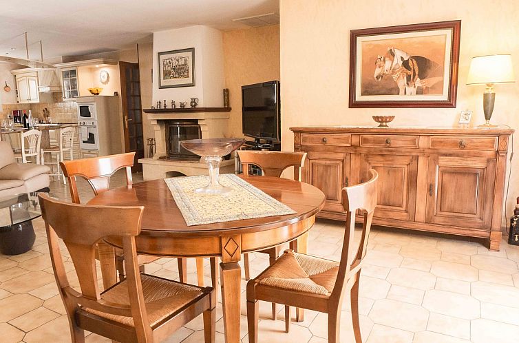 Vakantiehuis Haus für 4 Personen mit großem Privatpool