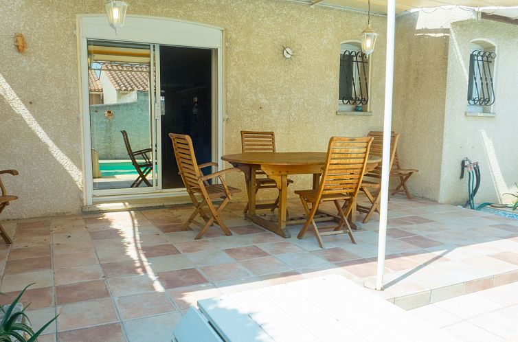 Vakantiehuis Haus für 4 Personen mit großem Privatpool