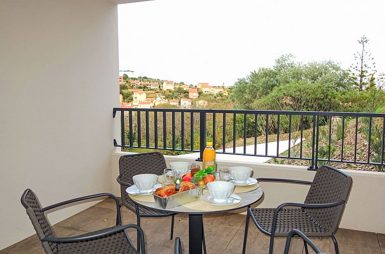 Guest house 0463807 - Apartment Languedoc / Roussillon - Appartement  Collioure le haut