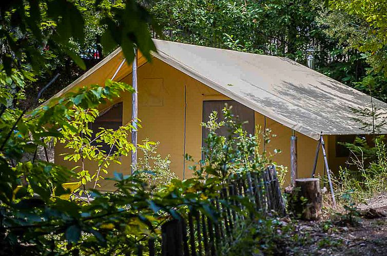 Rustikales Canadienne-Zelt in Saint Jean du Gard, geniessen Sie die ruhige Umgebung in dieser einzigartigen Glamping-Unterkunft im Languedoc.