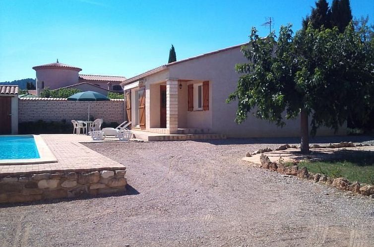 Vakantiehuis Schönes Ferienhaus mit eigenem Pool