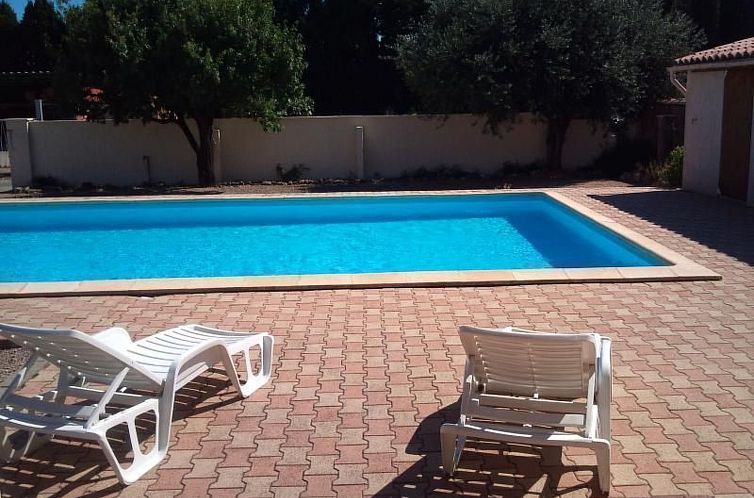 Vakantiehuis Schönes Ferienhaus mit eigenem Pool