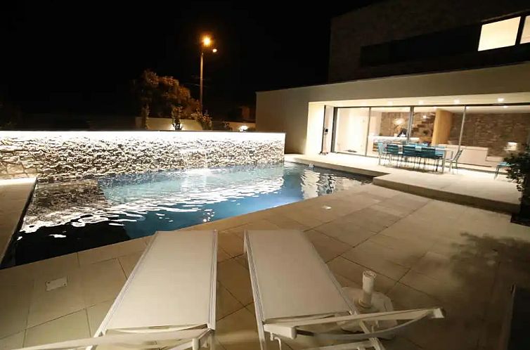 Villa Lily
