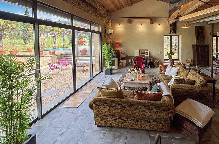 Geschakelde woning in Saint Chinian