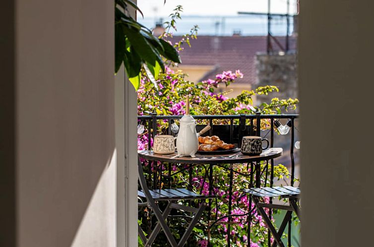Geschakelde woning in Meze