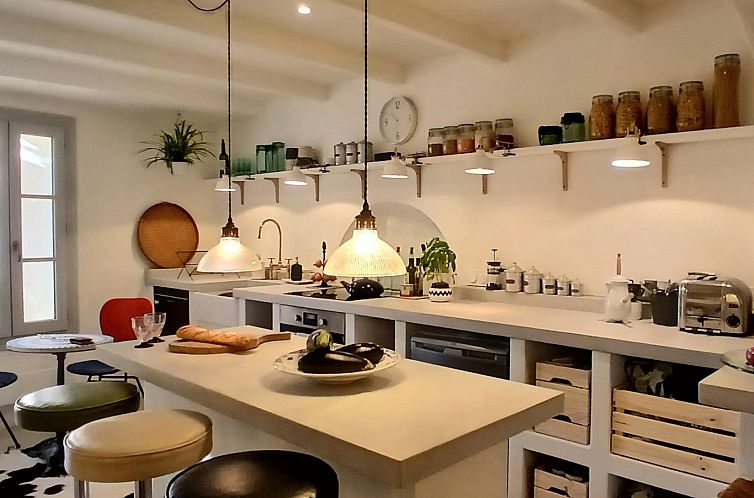 Geschakelde woning in Meze