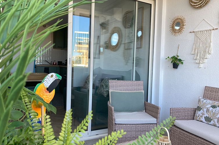 Appartement Seaside Tropical Duplex mit Pool