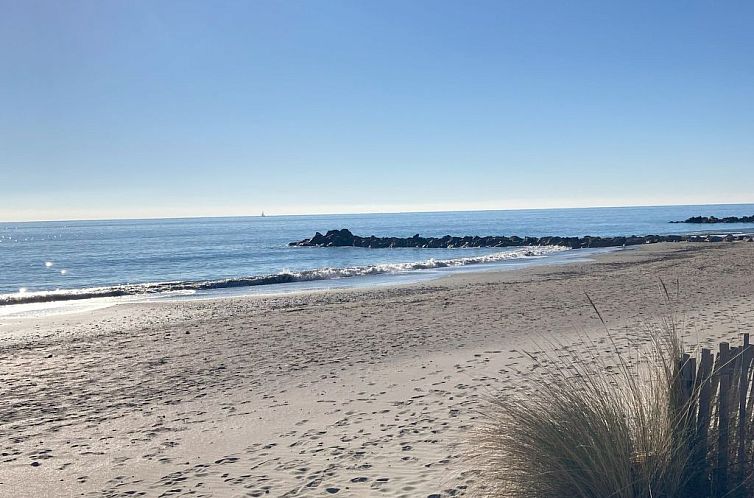 Appartement Seaside Tropical Duplex mit Pool