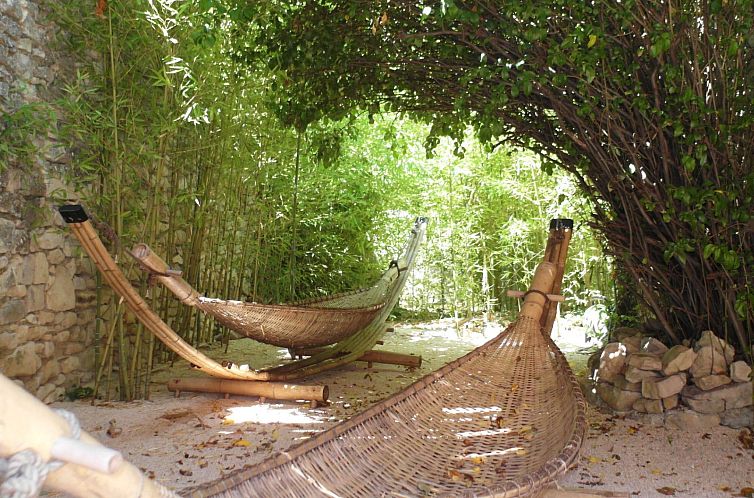 Vakantiehuis Domäne "Pavillon Mathéo" mit Infinity-Pool