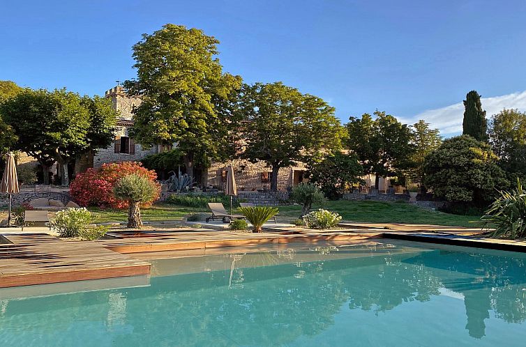 Vakantiehuis Domaine "Suite Margot" mit Infinity-Pool