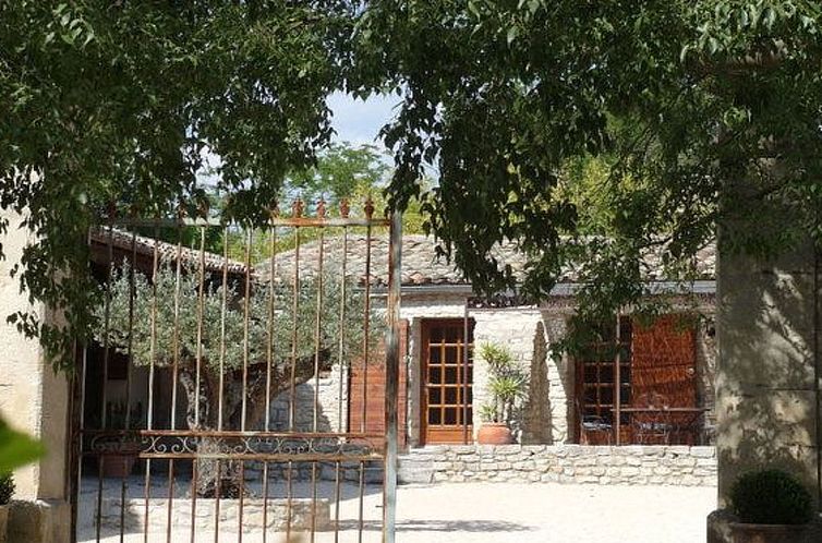 Vakantiehuis Domaine "Suite Margot" mit Infinity-Pool