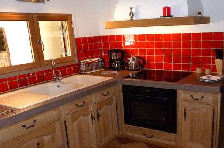 Vakantiehuis Domaine "Suite Margot" mit Infinity-Pool