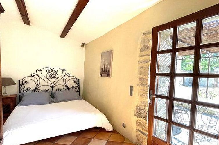 Vakantiehuis Domaine "Suite Margot" mit Infinity-Pool