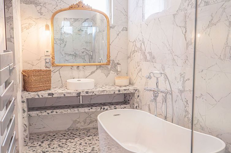 Vakantiehuis Chez Nerthe, 5-Sterne-Haus mit privatem Jacuzzi