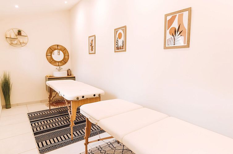 Vakantiehuis Chez Nerthe, 5-Sterne-Haus mit privatem Jacuzzi