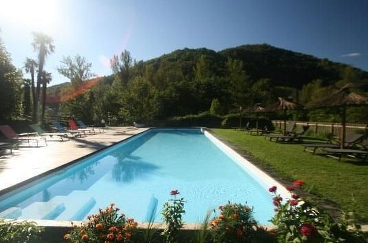 Guest house 04669901 - Apartment Languedoc / Roussillon - Appartement "Le Grenier" mit Pool