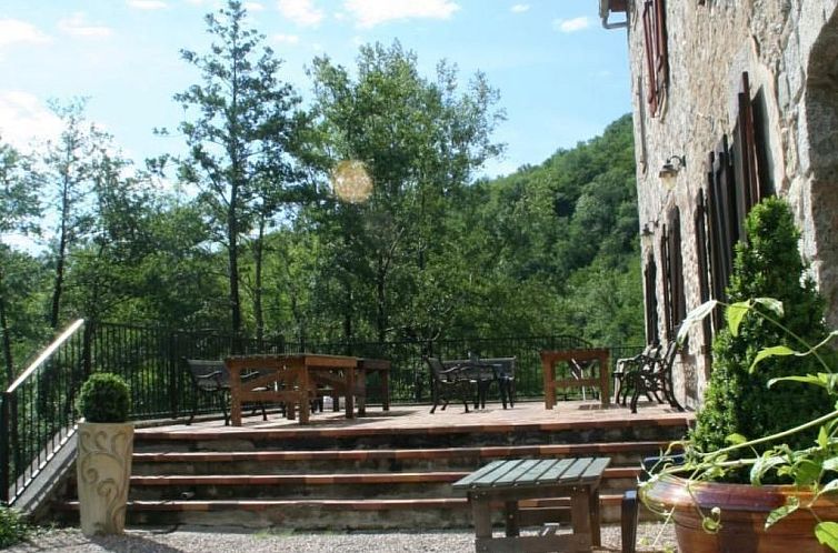 Appartement "Le Grenier" mit Pool