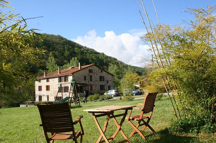Appartement "Le Grenier" mit Pool