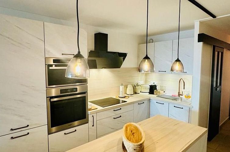 Appartement Wunderschöne renovierte Wohnung mit vollem Meer