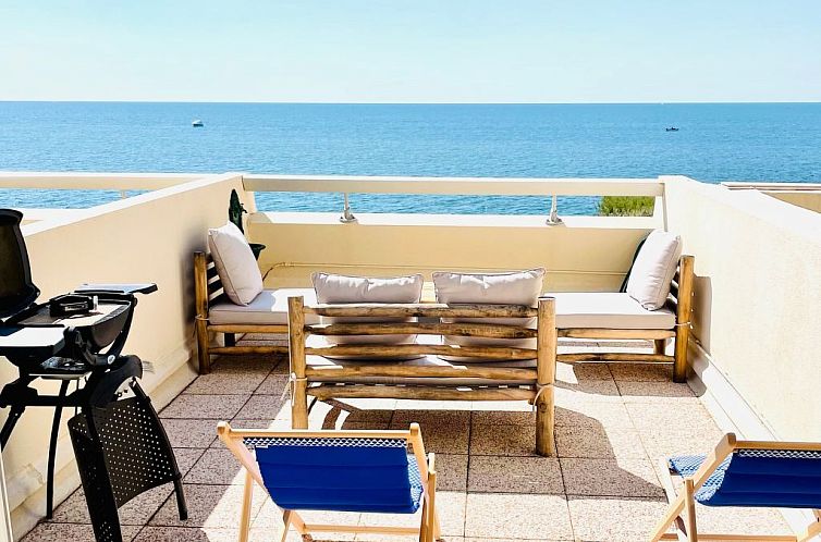 Appartement Wunderschöne renovierte Wohnung mit vollem Meer