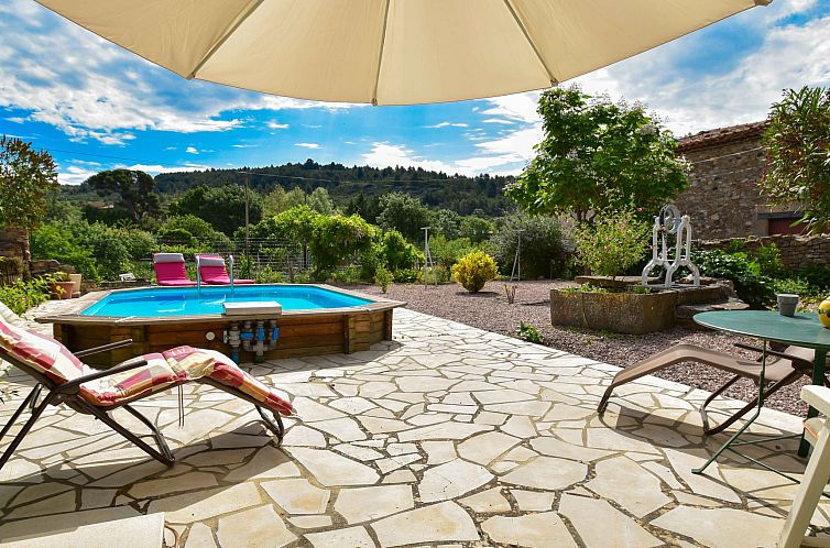 Vakantiehuis Charmantes Natursteinhaus mit Pool